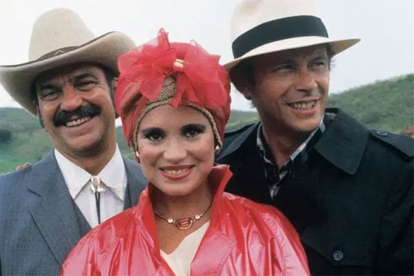 ‘Roque Santeiro’ estreia no Globoplay nesta segunda, dia 21 Foto de Lima Duarte, Regina Duarte e José Wilker