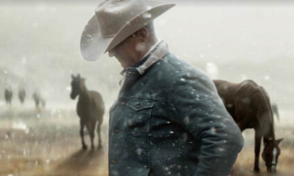 Foto de divulgação do filme, em Netflix