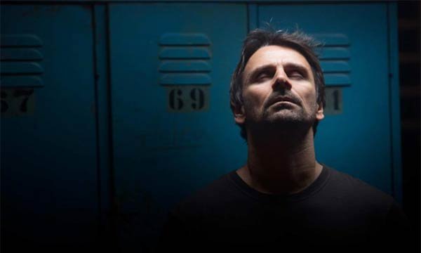 Foto de Heroes, em Globoplay