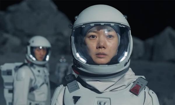 Foto de O Mar da Tranquilidade, em Netflix