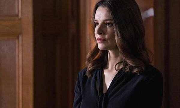 Catherine Walker, em A Mentira, série disponível no Globoplay