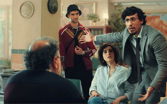 Foto de Terra à Venda, em Netflix