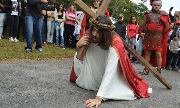 imagem da via sacra de 2017