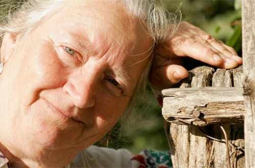 Foto ilustrativa, idosa