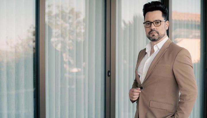 Foto em Estamos nos tornando apáticos? Setembro Amarelo convoca à empatia e à ação