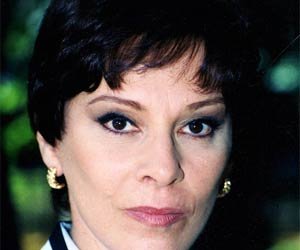 ((Foto: Francisco Inácio/SBT/Marisol) Foto de Amparo Lima do Vale (Glauce Graieb)