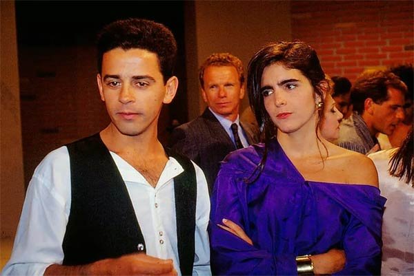 (Foto: TV Globo/Top Model) Foto de Lucas e Duda